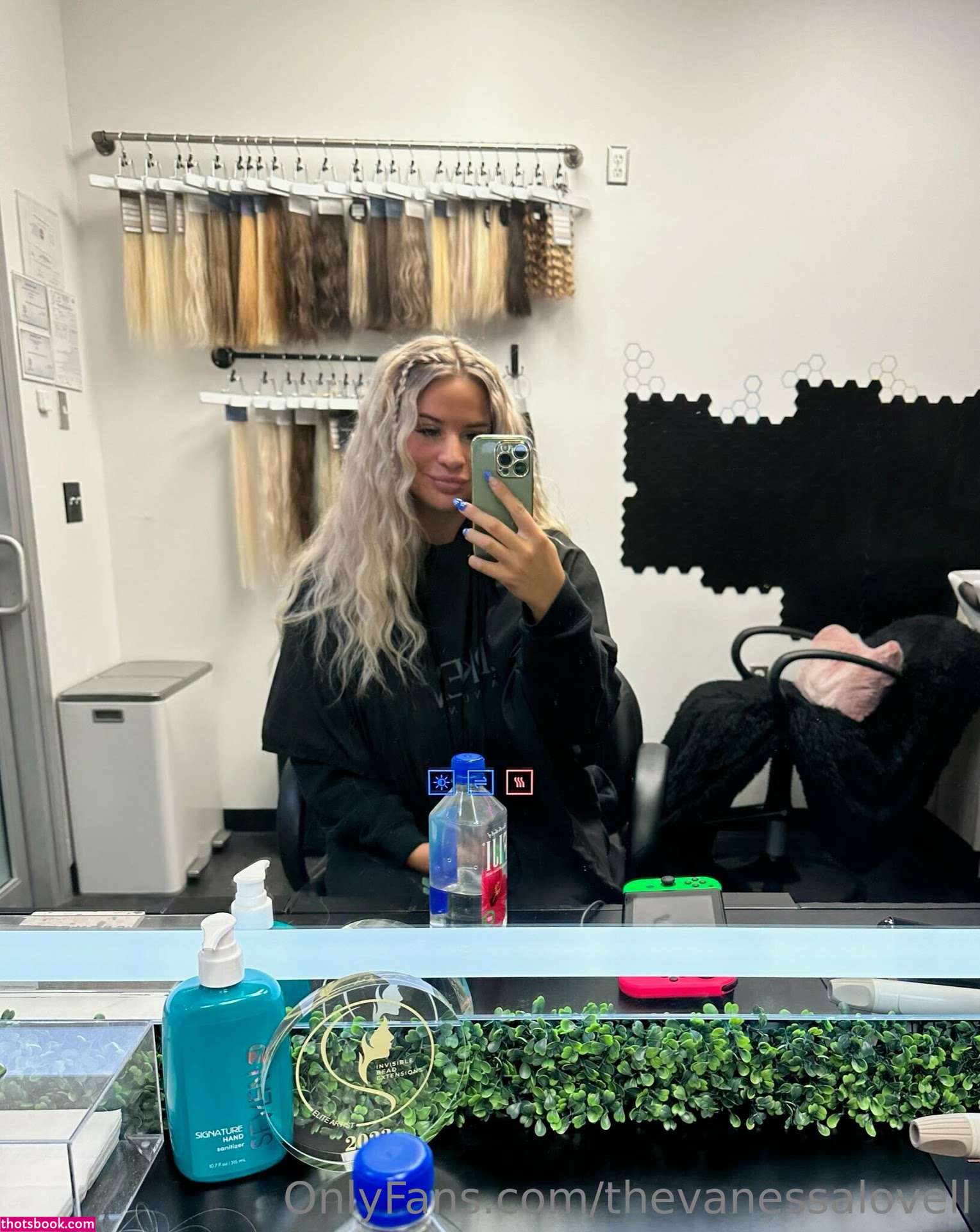 Vanessa Lovell Photo #117