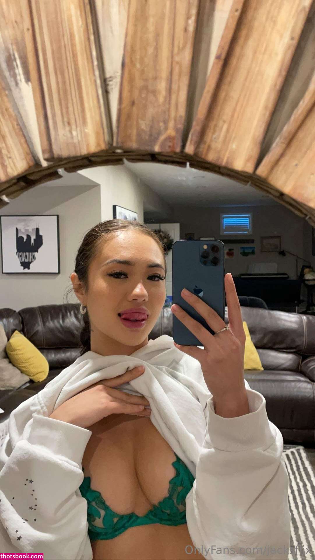 Jackie Curtis Photo #108