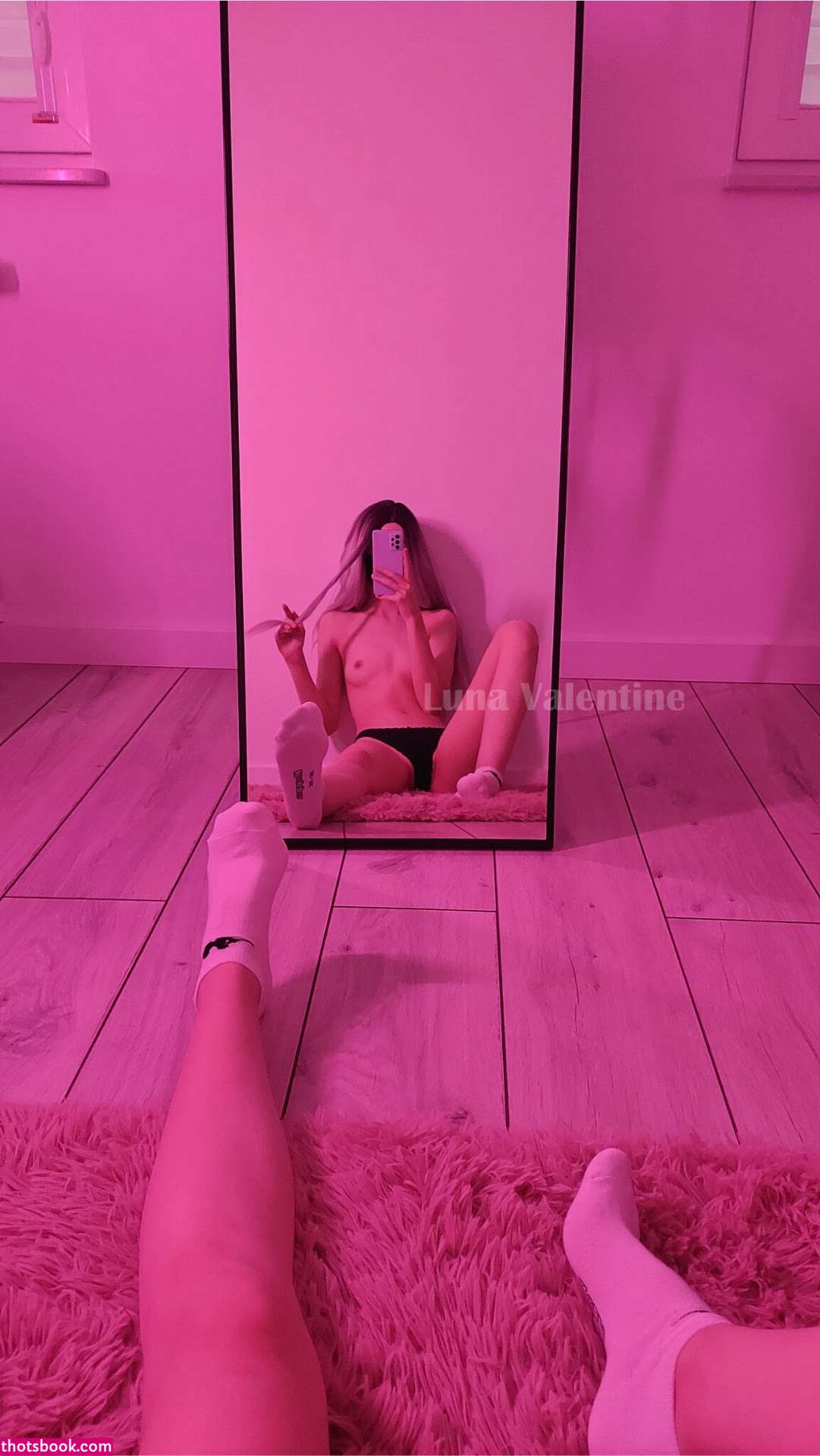 Luna Elentari Photo #107