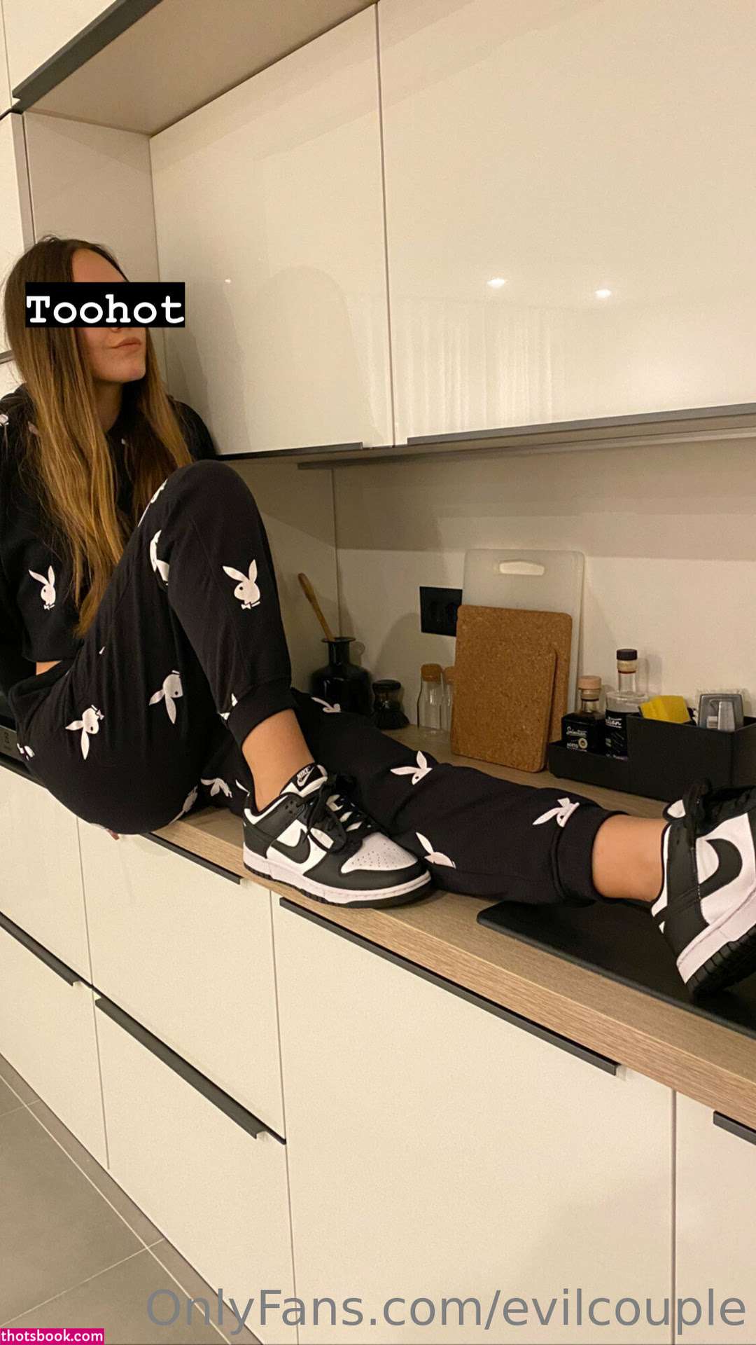 Evilcoupleofficial Photo #61