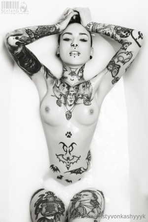 Kristy Von Kashyyyk Photo #23