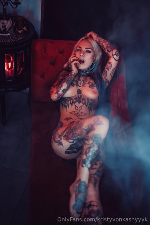 Kristy Von Kashyyyk Photo #79