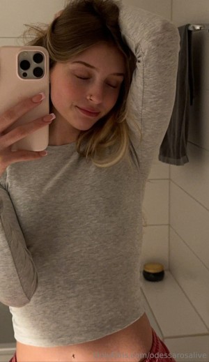 Odessarosalive Photo #15