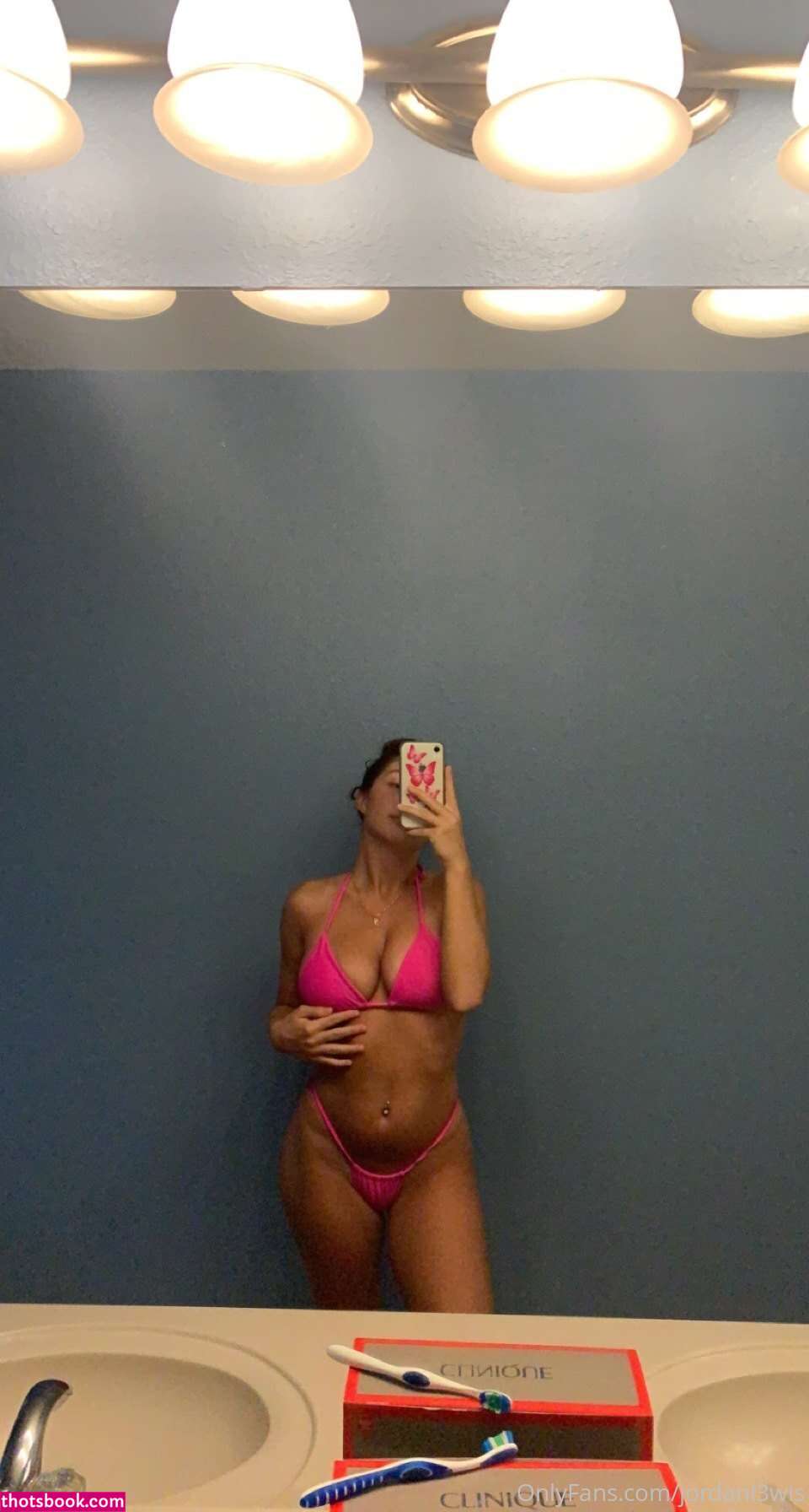 Jordanl3wis Photo #3