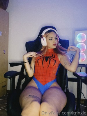 ltrixxie Photo #36