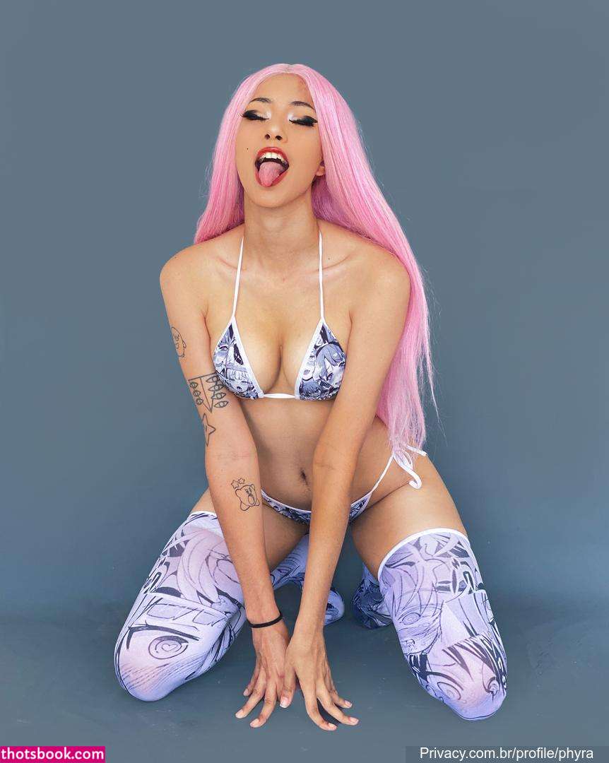 Magic Phyra Photo #19