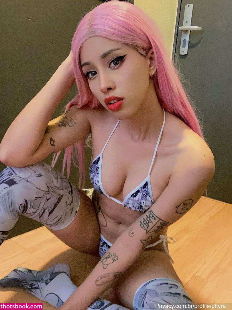 Magic Phyra Photo #29