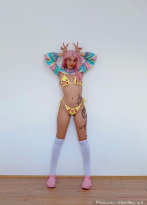 Magic Phyra Photo #105