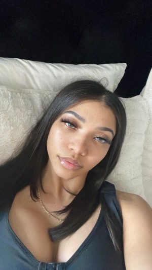 Cydney Slade Photo #60