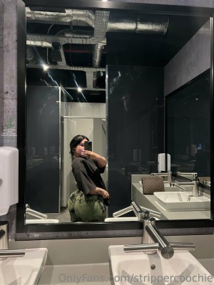 Mel Farahmand Photo #56