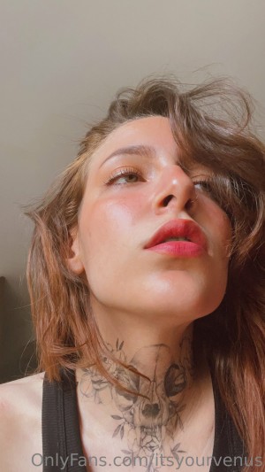 Oriana Valentine Photo #13