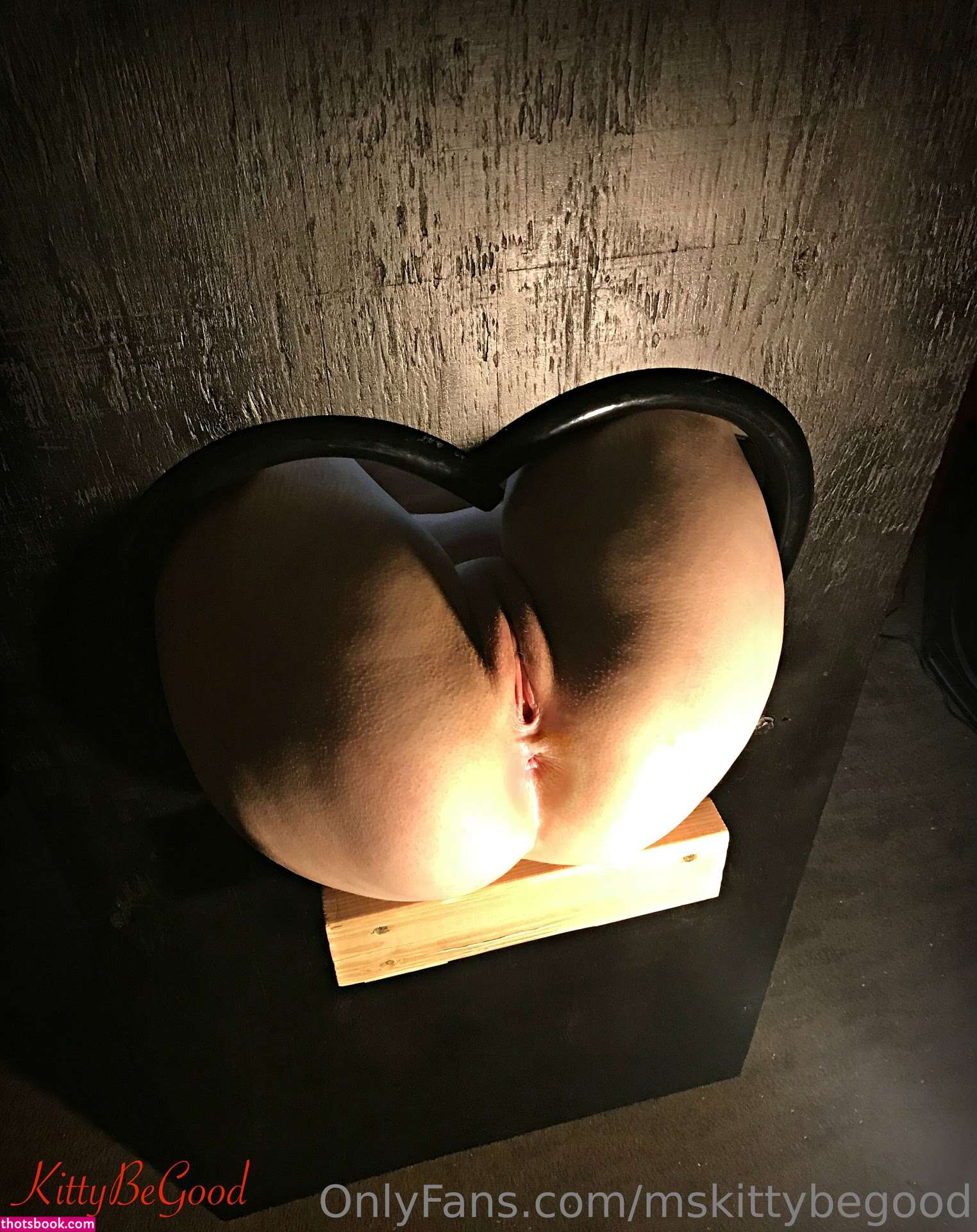 Kittybegood Photo #99