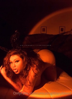 Unicornglitteryblood Photo #40