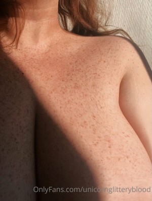 Unicornglitteryblood Photo #56