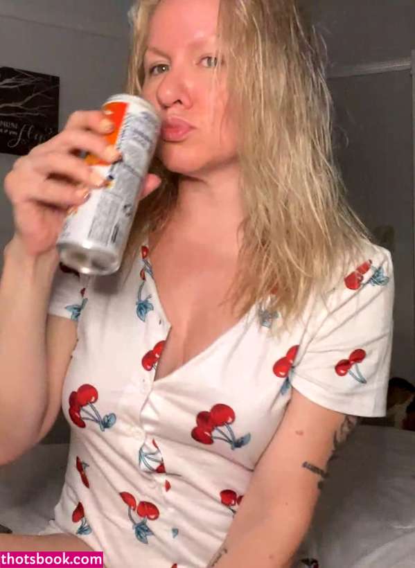 Marlyn Merlot Photo #21