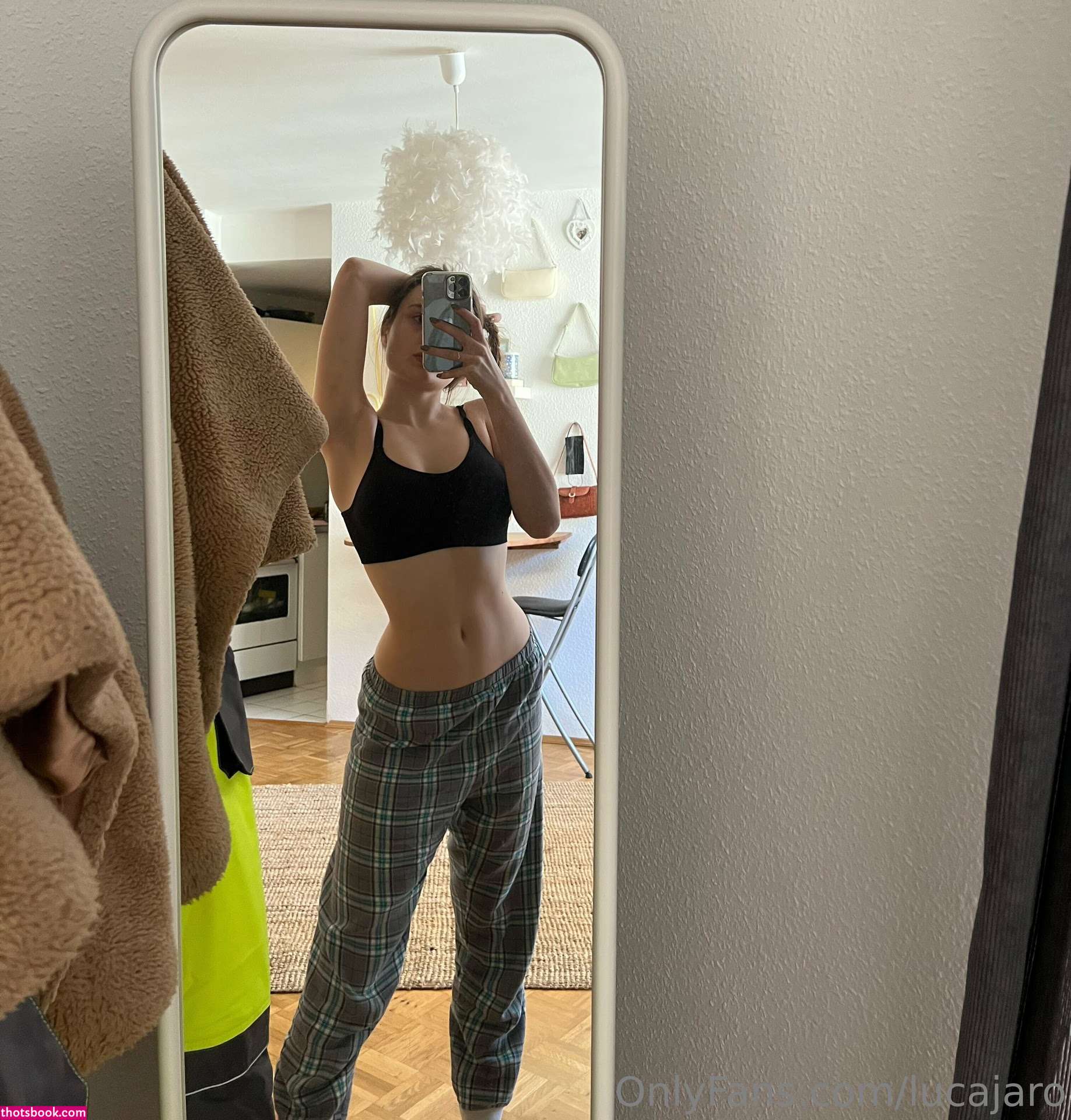 Luca Jaro Photo #105