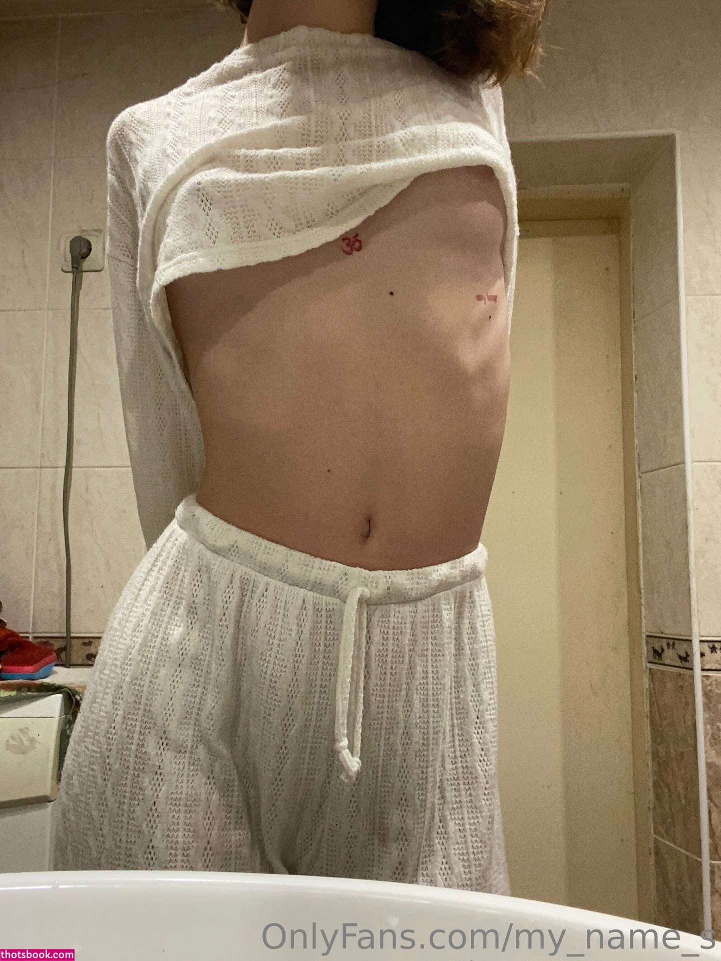 petitesofi Photo #117