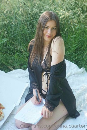 Anna Carter Photo #27