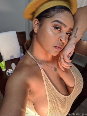 Professor Gaia Photo #19