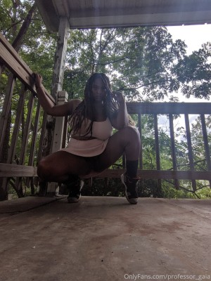 Professor Gaia Photo #22