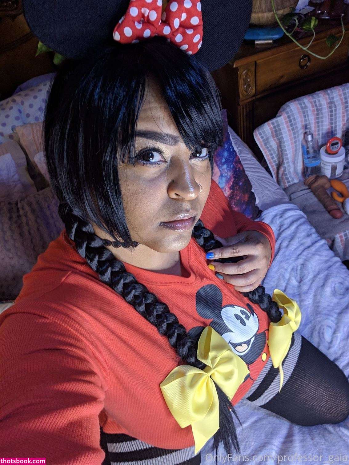 Professor Gaia Photo #34