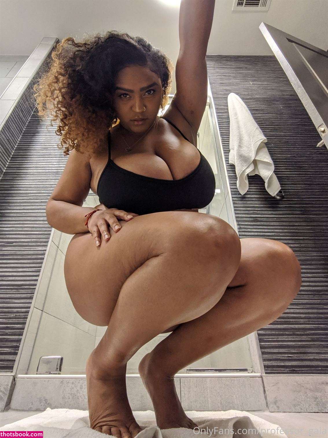 Professor Gaia Photo #60