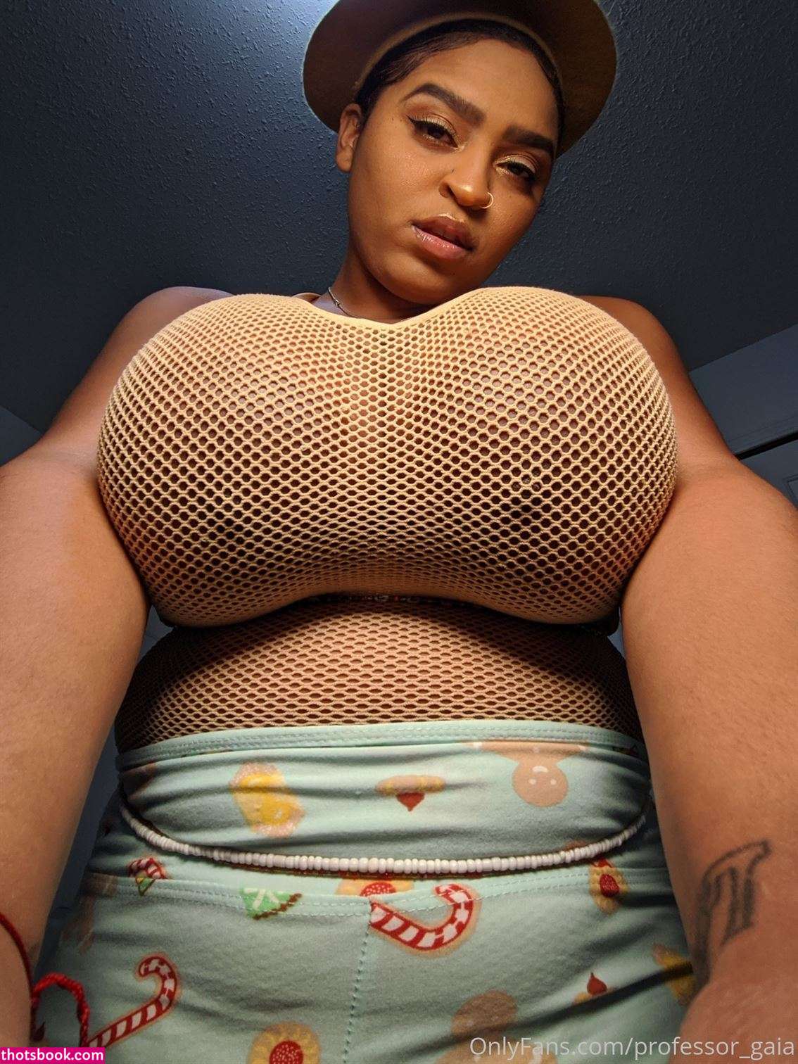 Professor Gaia Photo #76