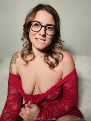 Innocenthotwifexxx Photo #112