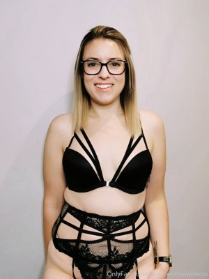 Innocenthotwifexxx Photo #145