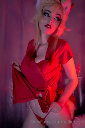 Hailie Rosie Photo #25