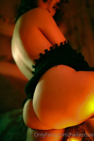 Hailie Rosie Photo #28