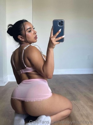 Prisy Montoya Photo #4