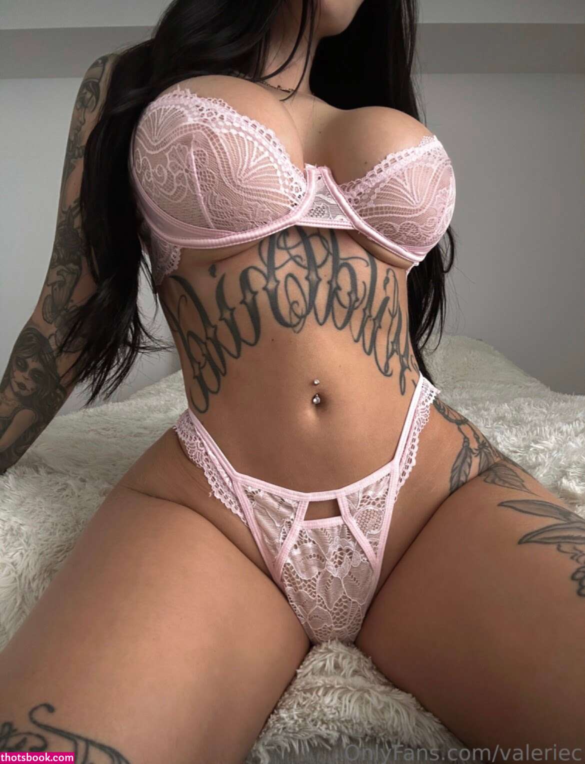 Valerie Cossette Photo #5