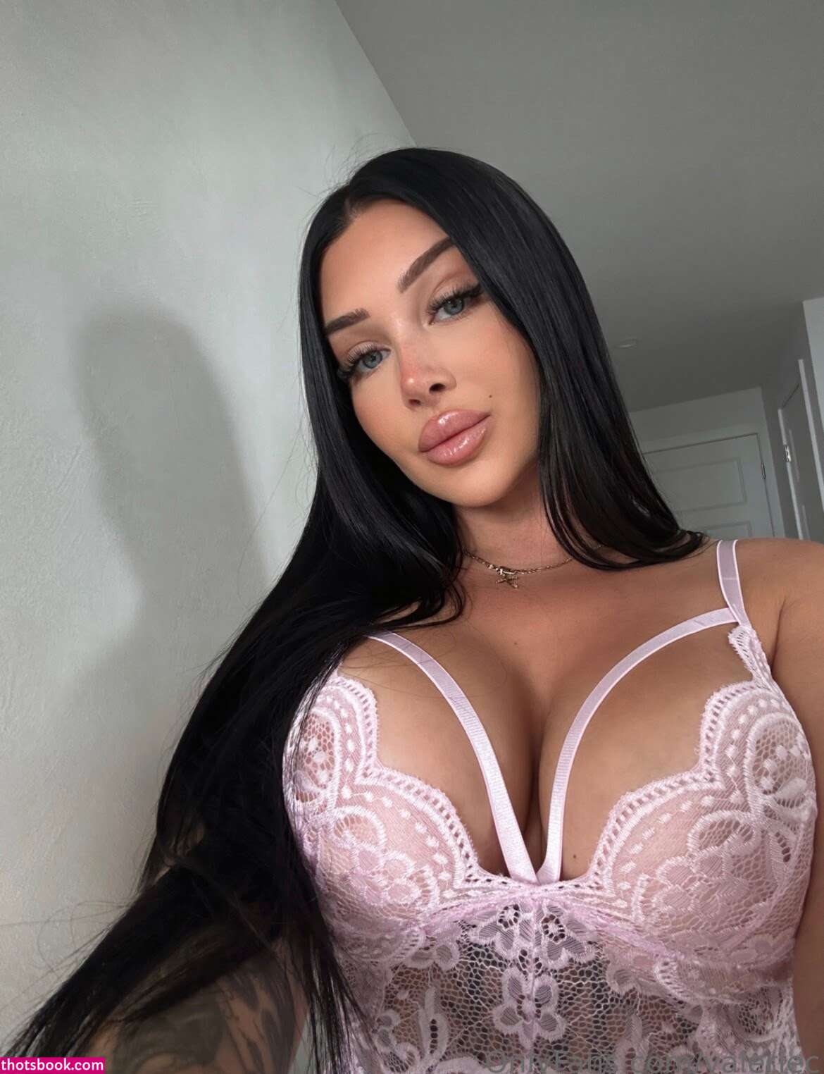 Valerie Cossette Photo #26