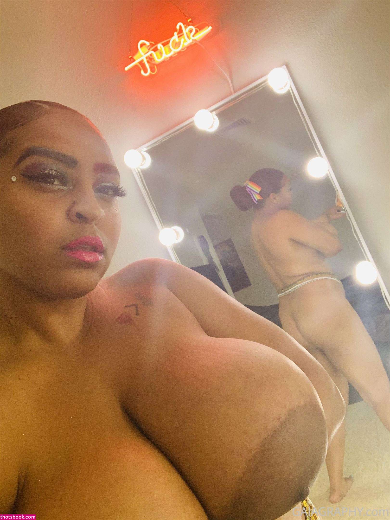 Professor Gaia Photo #165