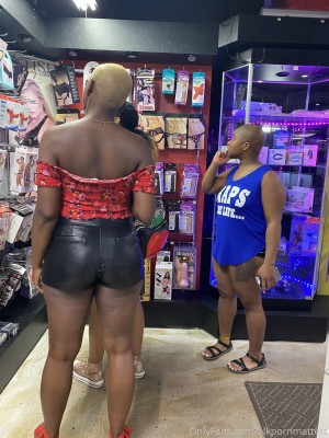 Professor Gaia Photo #145