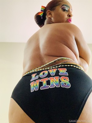 Professor Gaia Photo #166