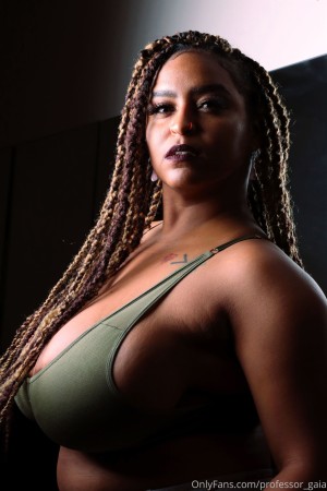 Professor Gaia Photo #195