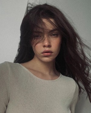 Gabi Brauning Photo #2