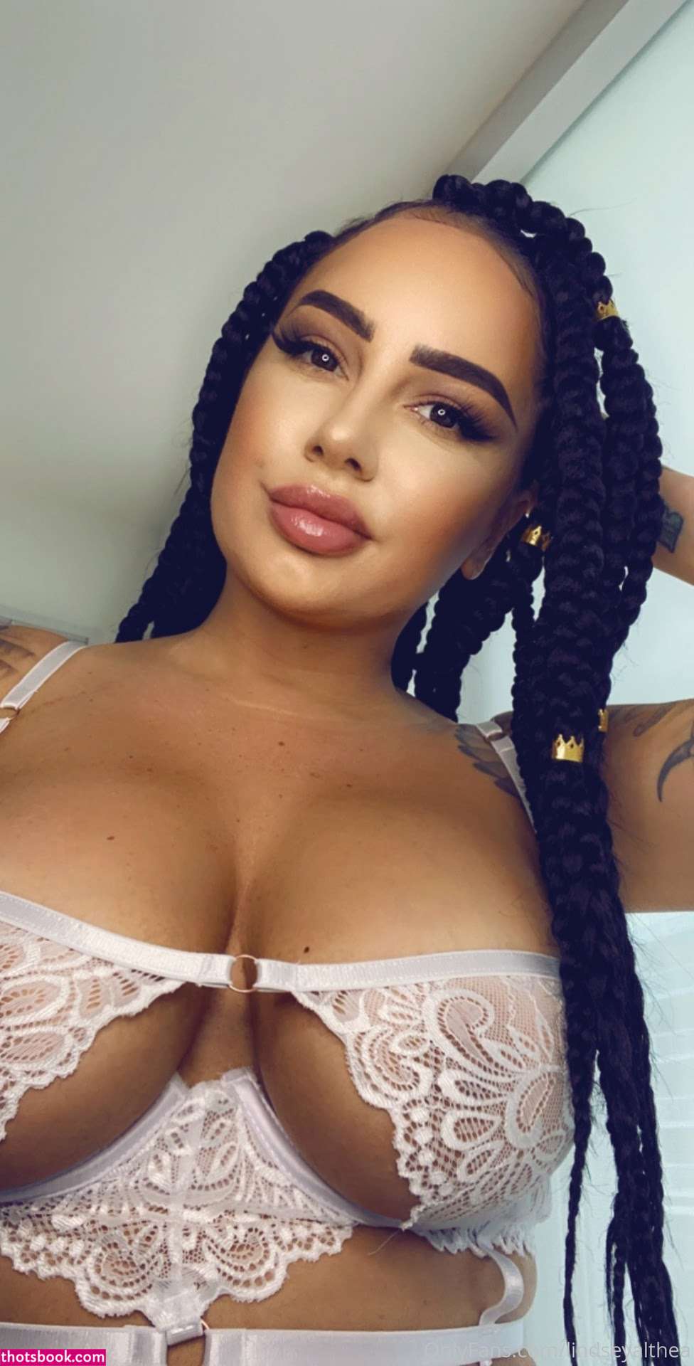 lindseyalthea Photo #8