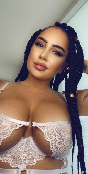 lindseyalthea Photo #8