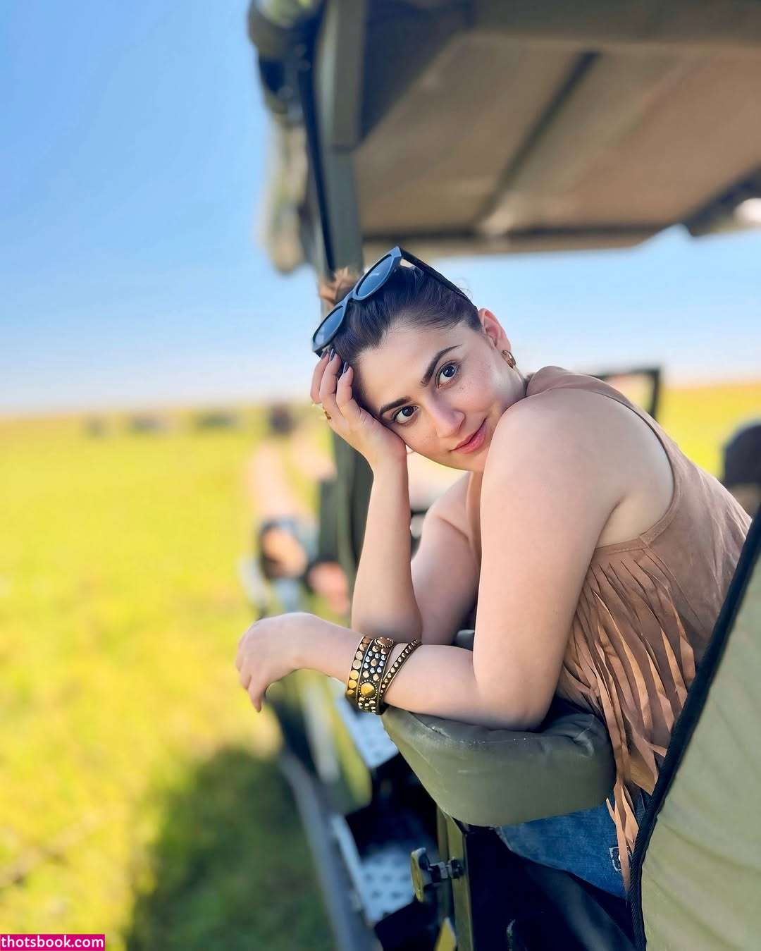 Shivaleeka Oberoi Photo #11