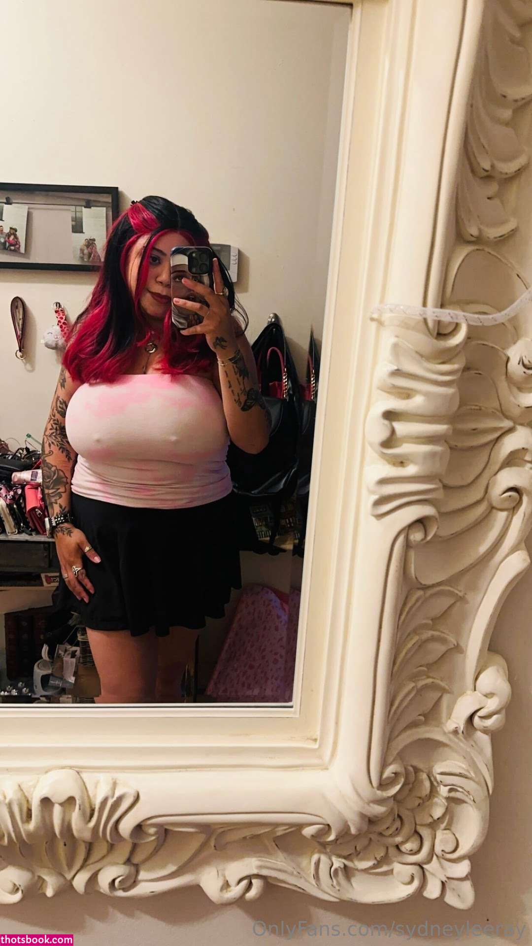 sydneyleeray Photo #33