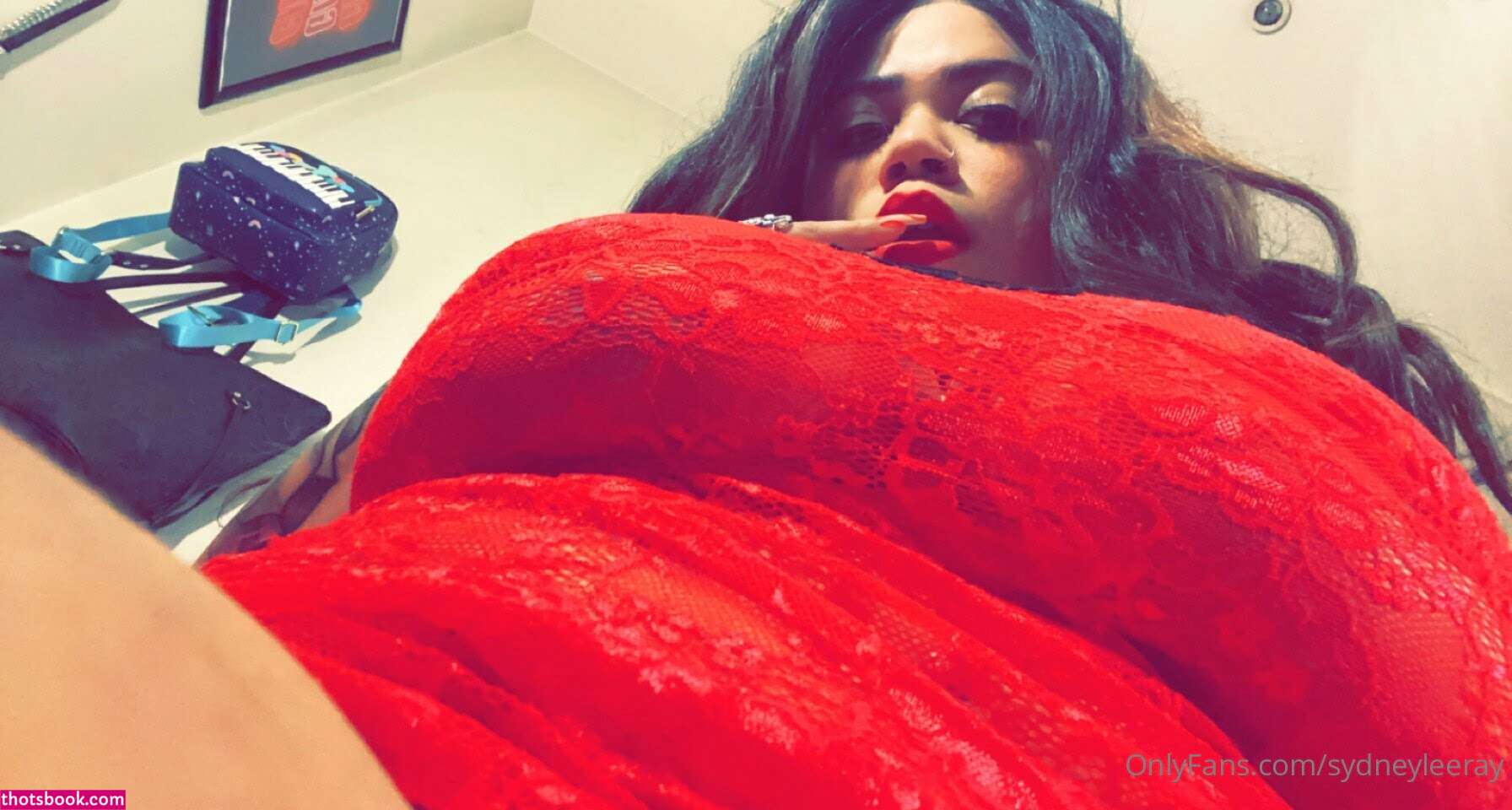 sydneyleeray Photo #47