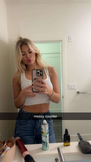 Hailey Sigmond Photo #58