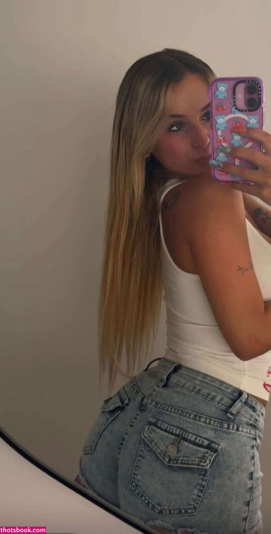 Kaitlyn Krems Photo #657