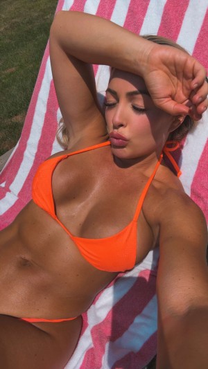 Mandy Sacs Photo #403