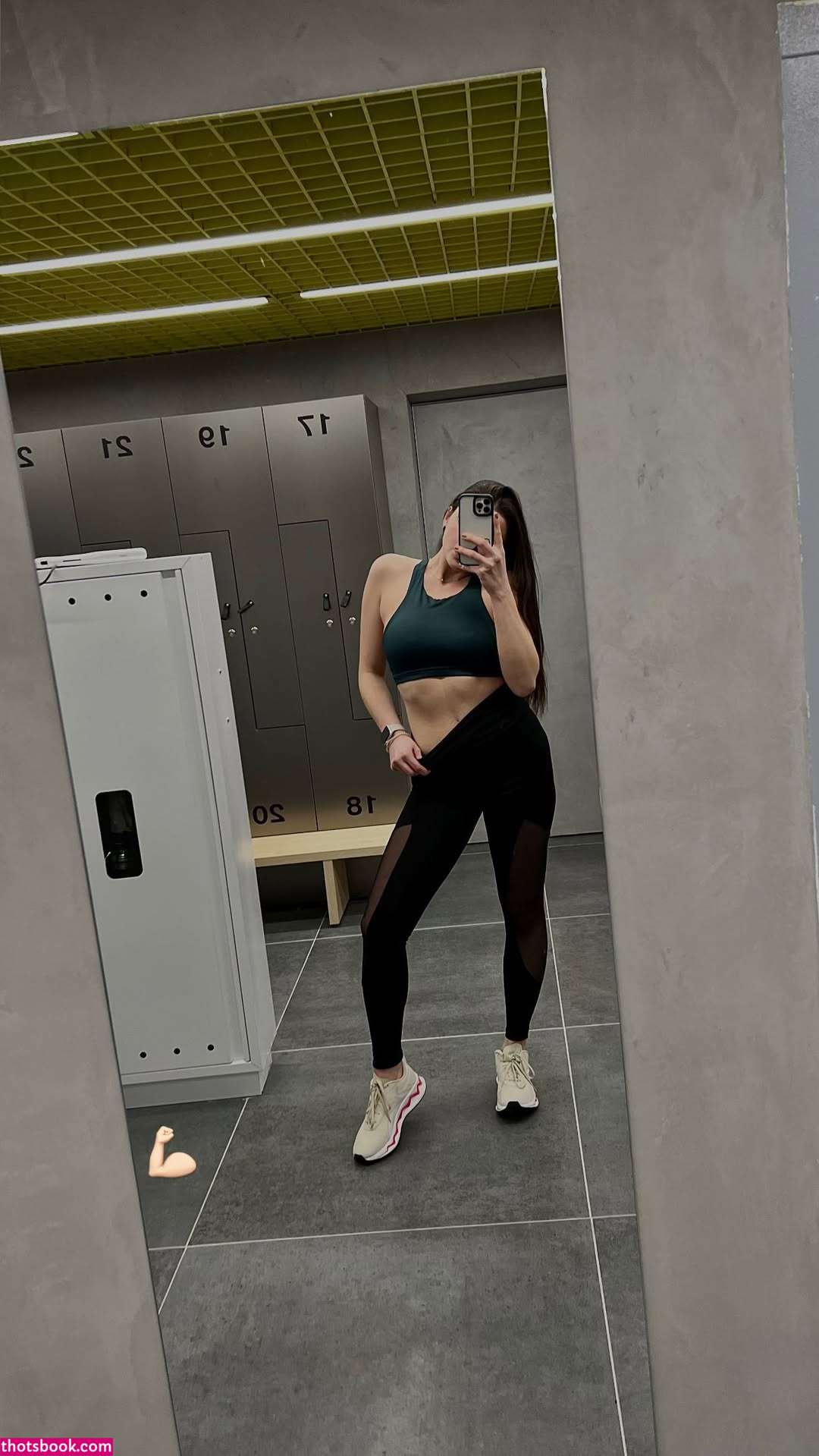 Julia Psuik Photo #27