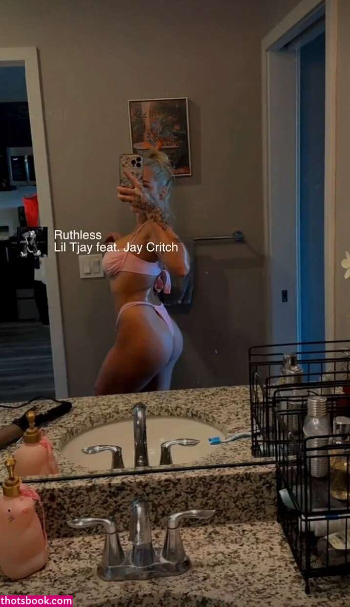 Sophie Riedemann Photo #100