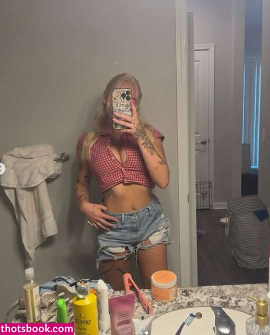 Sophie Riedemann Photo #106